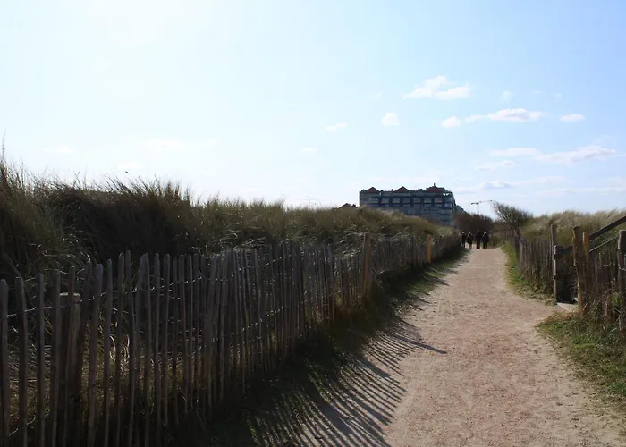 Avondzon Apartment *